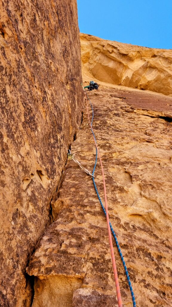 raid mit the camel grande voie wadi rum jordanie escalade