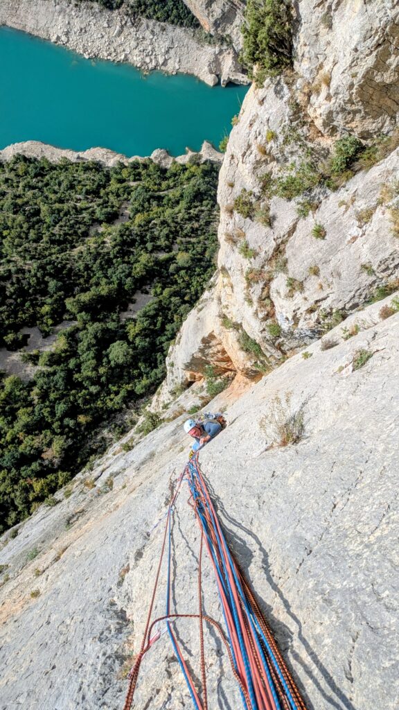 escalade grande voie montrebei